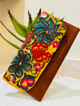 Load image into Gallery viewer, Mirasol Suede Wallet