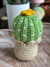 Load image into Gallery viewer, Cactus Keychain