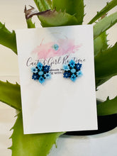 Load image into Gallery viewer, Florestrella Earrings