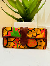 Load image into Gallery viewer, Girasol Leather Wallet