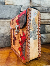 Load image into Gallery viewer, Antonia Crossbody Purse
