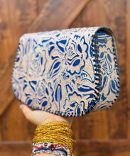 Load image into Gallery viewer, Rosa Crossbody Purse