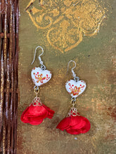 Load image into Gallery viewer, Ura Earrings