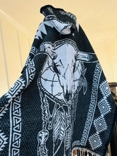 Load image into Gallery viewer, Poncho/Gabán Mexicano /Gorro