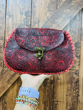 Load image into Gallery viewer, Chavela Crossbody Purse