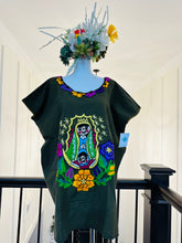 Load image into Gallery viewer, Morenita Mexicana Blouse
