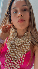 Load image into Gallery viewer, Flower Palm Necklace - Set