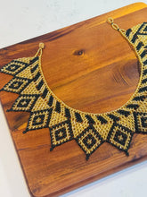 Load image into Gallery viewer, Izel Huichol Necklace