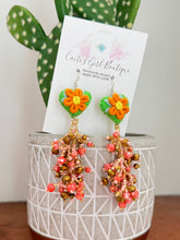 Load image into Gallery viewer, Love Earring