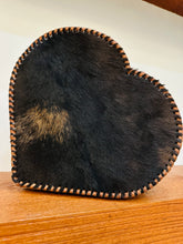 Load image into Gallery viewer, Corazon Cow Purse