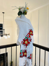 Load image into Gallery viewer, Noche Buena Rebozo