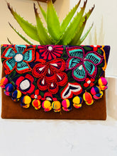 Load image into Gallery viewer, Roberta Clutch Bag