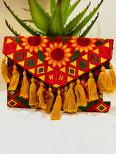 Load image into Gallery viewer, Yazmin Clutch Bag