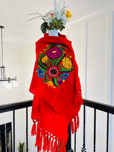 Load image into Gallery viewer, Flowers Rebozo