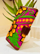 Load image into Gallery viewer, Girasol Leather Wallet