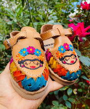 Load image into Gallery viewer, Fridita Huarache Girl - Tan