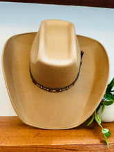 Load image into Gallery viewer, Martina Texana Suede