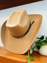 Load image into Gallery viewer, Martina Texana Suede