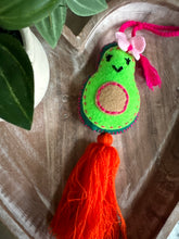 Load image into Gallery viewer, Avocado Keychain