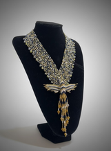 Load image into Gallery viewer, Colibrí- Huitzillin Huichol Necklace