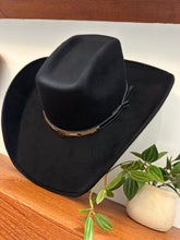 Load image into Gallery viewer, Martina Texana Suede