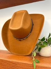 Load image into Gallery viewer, Martina Texana Suede