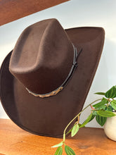 Load image into Gallery viewer, Martina Texana Suede