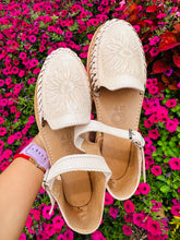 Load image into Gallery viewer, Mariana Huarache