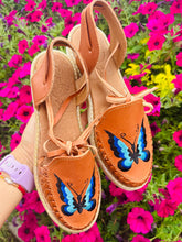 Load image into Gallery viewer, Mariposa Alpargata - Brown