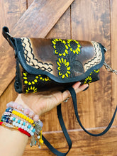 Load image into Gallery viewer, Tlayolotl Crossbody Purse
