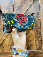 Load image into Gallery viewer, Tlayolotl Crossbody Purse