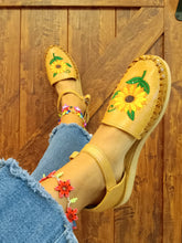 Load image into Gallery viewer, Girasol Huarache