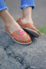 Load image into Gallery viewer, Rosita Huarache