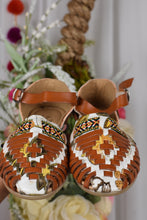 Load image into Gallery viewer, Carmencita Huaraches