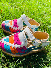 Load image into Gallery viewer, Multicolor Huarache Girl - White