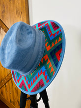 Load image into Gallery viewer, Flower Suede Hat