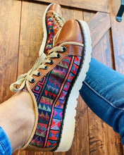 Load image into Gallery viewer, Telar Loafers - Tan