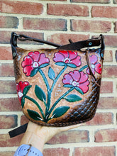 Load image into Gallery viewer, Olivia Crossbody Purse