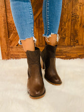 Load image into Gallery viewer, Paulina Boot