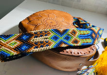 Load image into Gallery viewer, Corazón Crossbody Purse