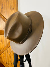 Load image into Gallery viewer, Cristobal Vinyl Hat