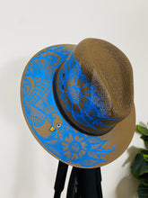 Load image into Gallery viewer, Bird Mexican Hat