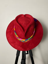 Load image into Gallery viewer, Corazoncito Suede Hat