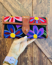 Load image into Gallery viewer, The Bonita Leather Wallet