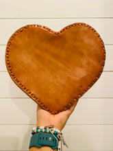 Load image into Gallery viewer, Corazoncito Crossbody Purse