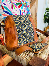 Load image into Gallery viewer, Leticia Crossbody Purse