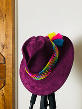 Load image into Gallery viewer, Corazoncito Suede Hat