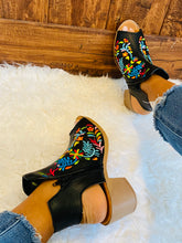 Load image into Gallery viewer, Regina Heels - Black