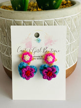 Load image into Gallery viewer, Corazoncito Earring