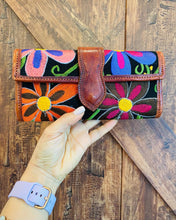 Load image into Gallery viewer, The Bonita Leather Wallet